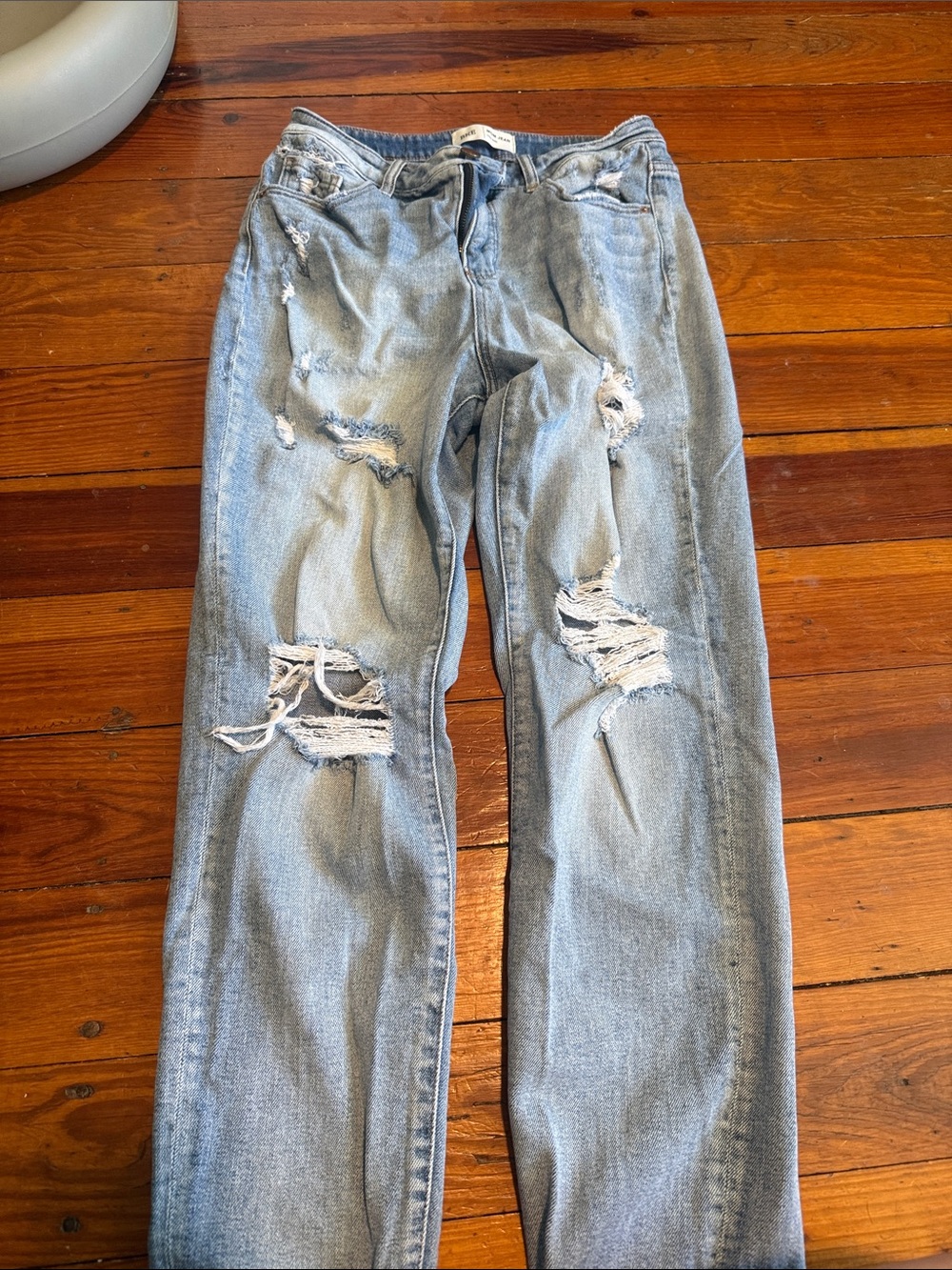 BKE Light Blue Distressed Relaxed woman’s Jeans